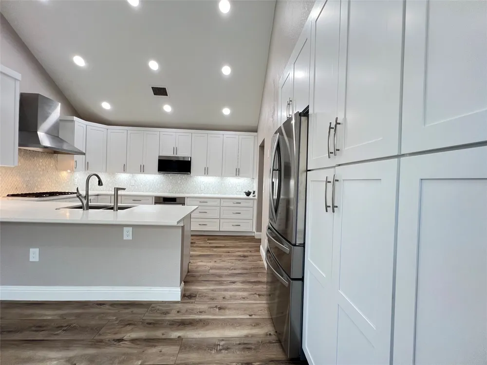 6816 Sweetwater Drive Plano, TX 75023