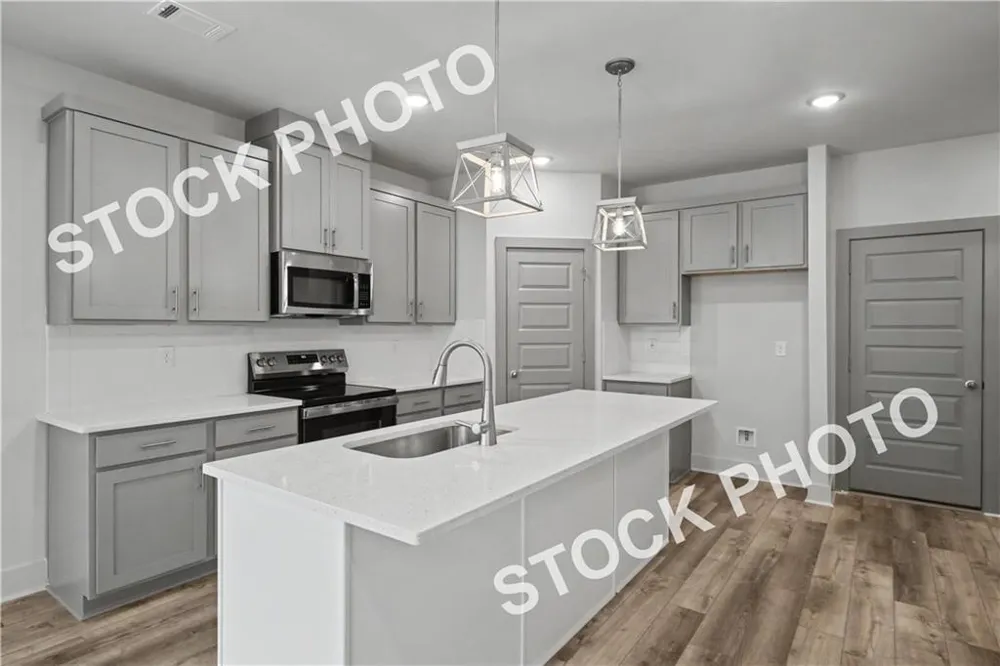 4347 Fern River Bend #30 Norcross, GA 30093