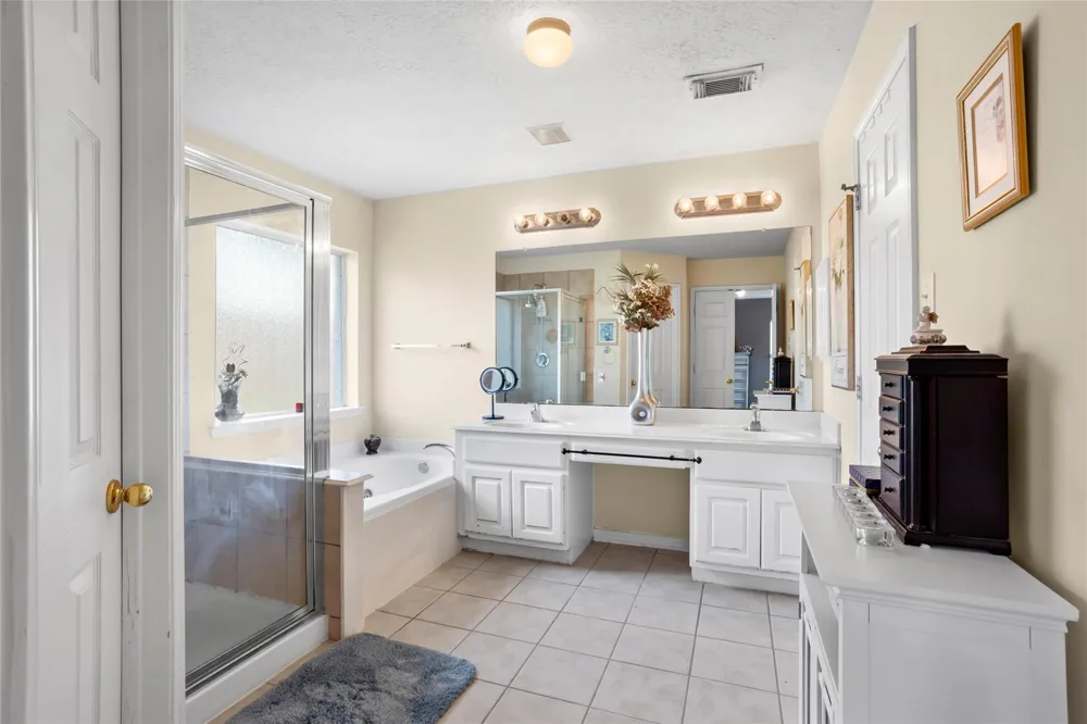 2117 Laughing Gull Lane League City, TX 77573