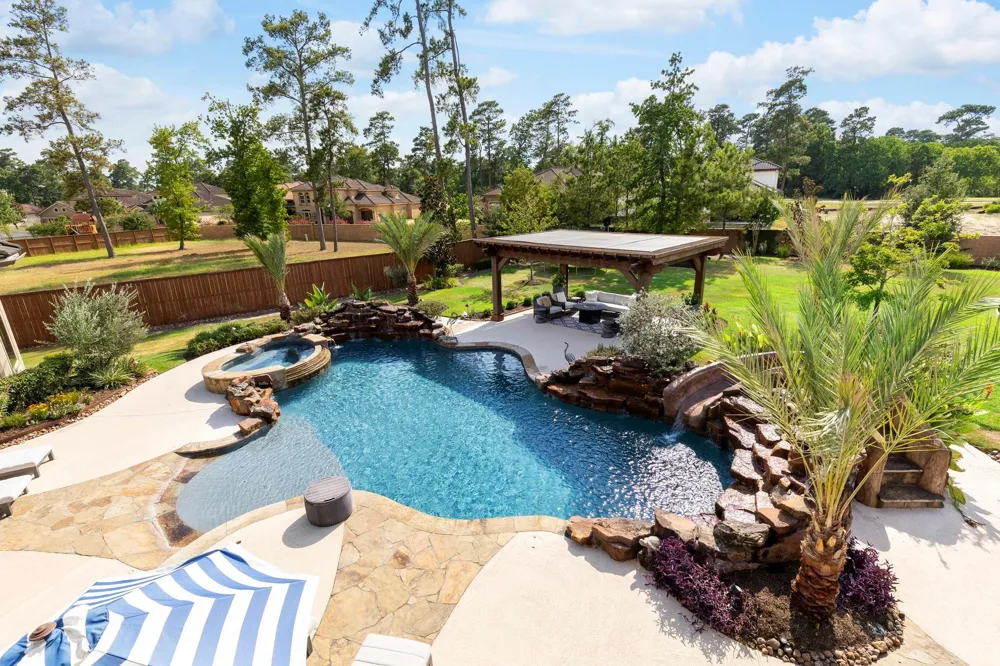 13 Pleasant Shadows Drive Spring, TX 77389