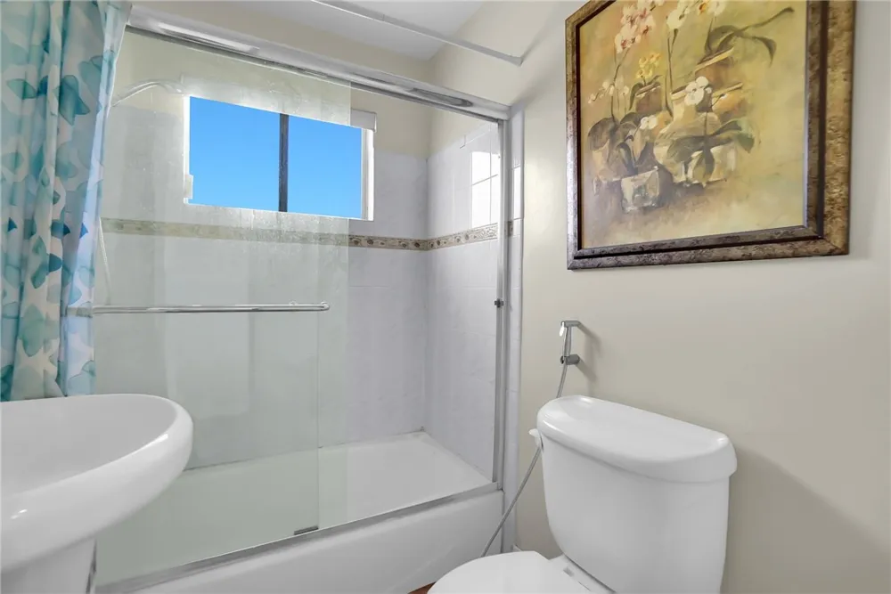 819 S S Olive Avenue Alhambra, CA 91803