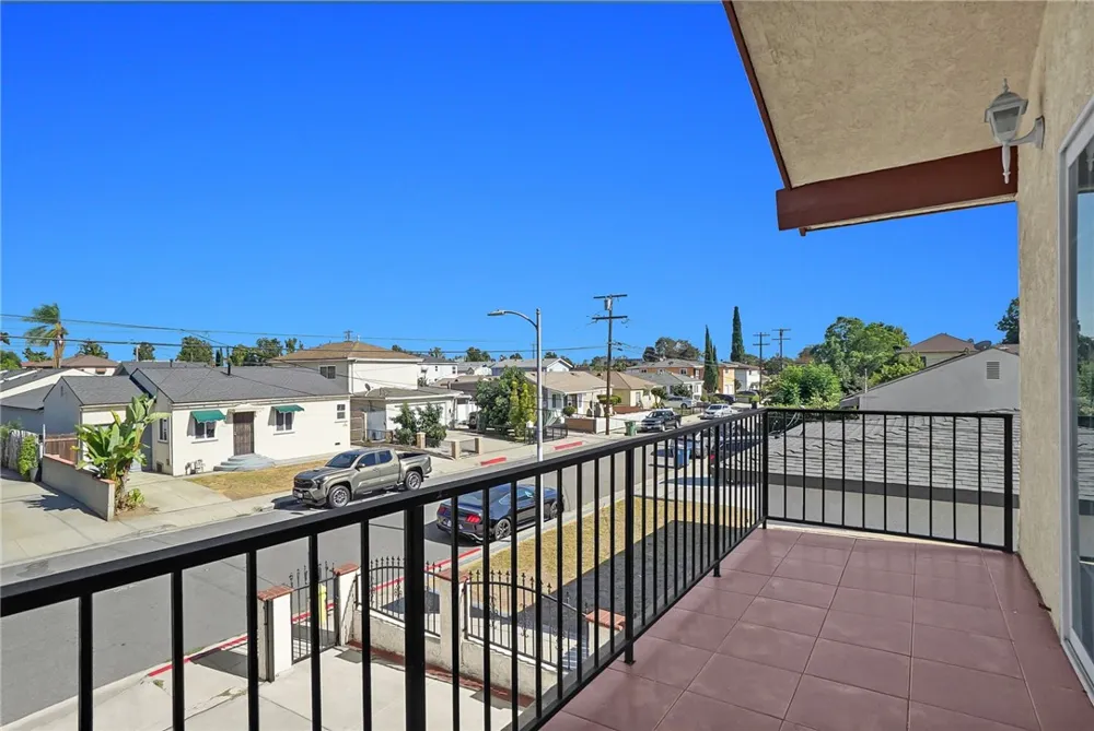 819 S S Olive Avenue Alhambra, CA 91803