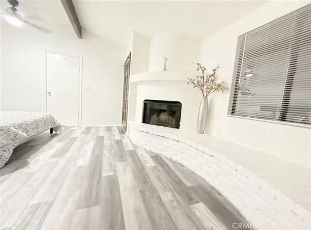 8845 Mentone Riverside, CA 92503