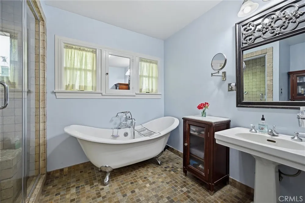 270 Clearlake Lakeport, CA 95453
