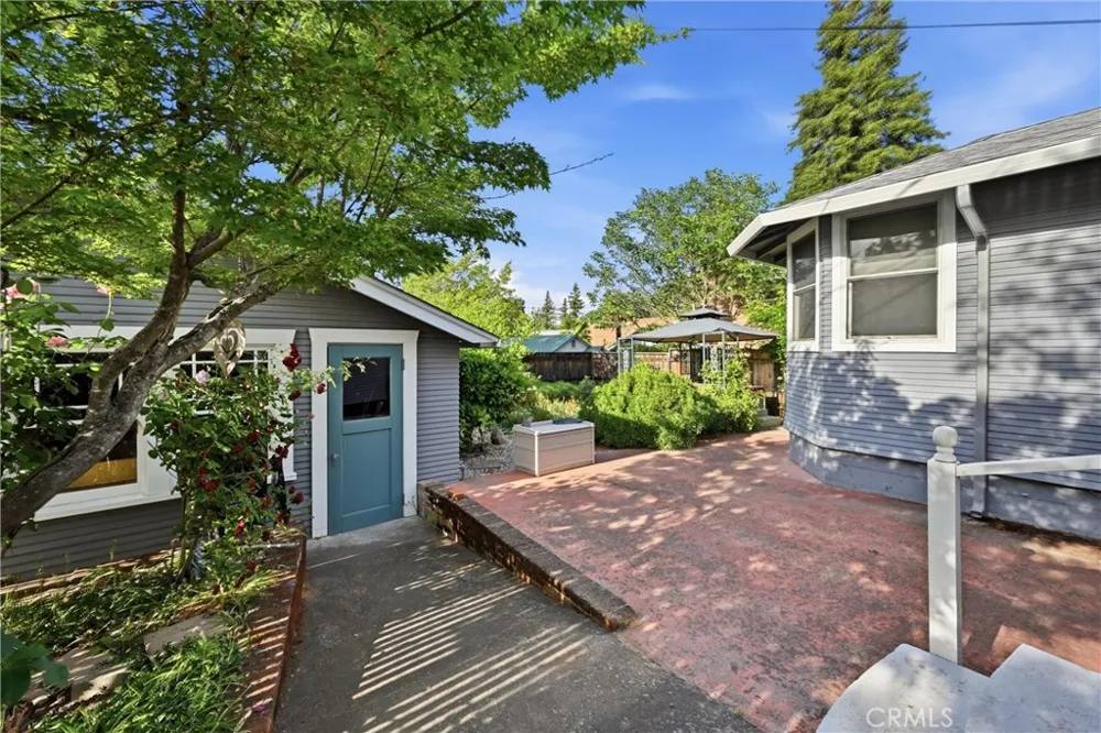 270 Clearlake Lakeport, CA 95453