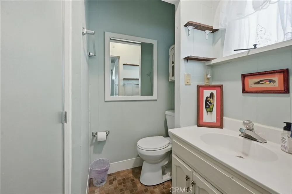 270 Clearlake Lakeport, CA 95453