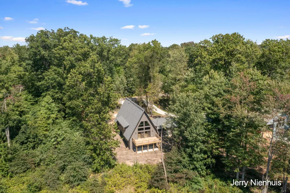 3732 Schermerhorn Lake Drive Allegan, MI 49010