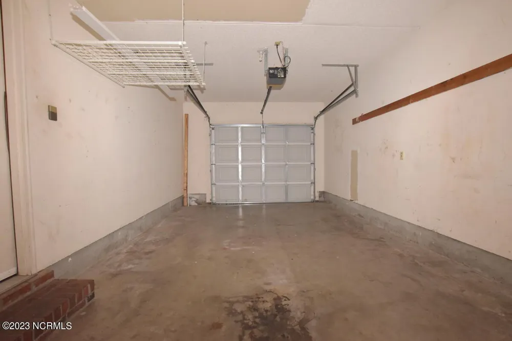 415 Oregon Trail Hubert, NC 28539
