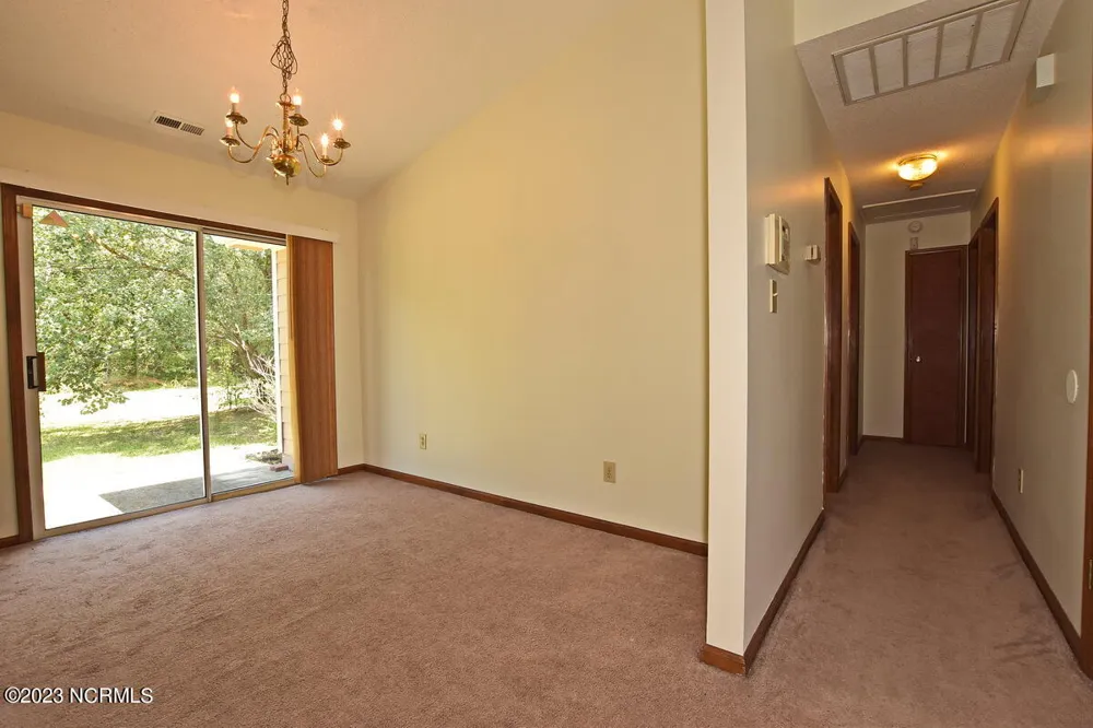 415 Oregon Trail Hubert, NC 28539