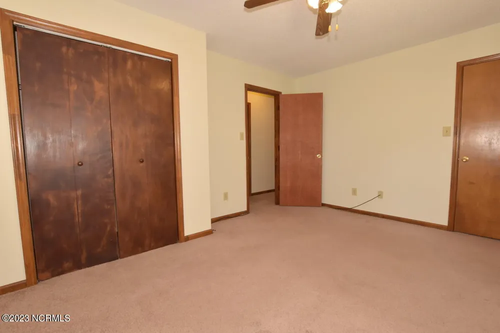 415 Oregon Trail Hubert, NC 28539