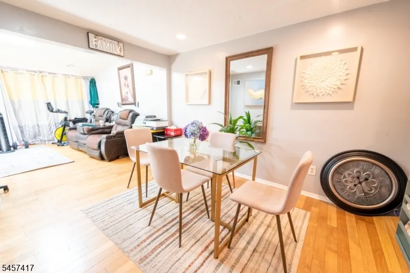 233 Nesbit Ter Irvington, NJ 07111