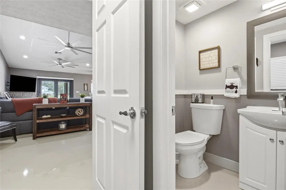 3151 SW 133rd Ter Davie, FL 33330