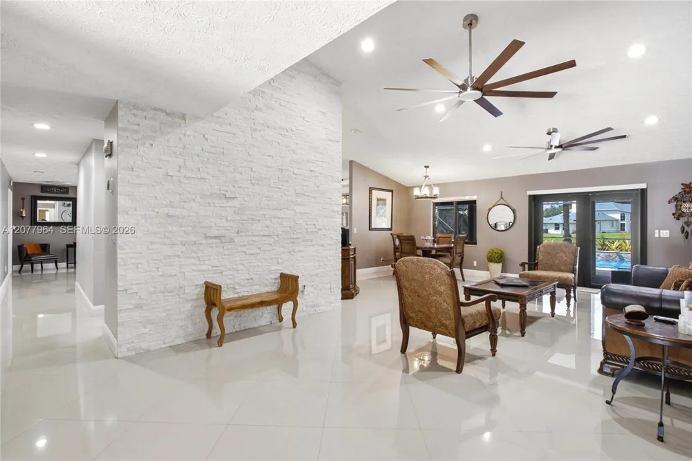 3151 SW 133rd Ter Davie, FL 33330
