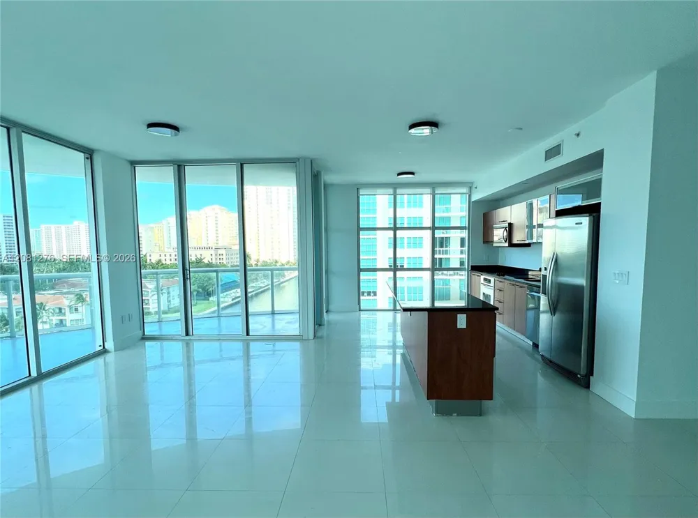 3131 NE 188th St #1-801 Aventura, FL 33180