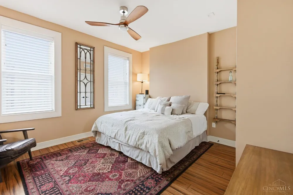 207 Kemp Alley Cincinnati, OH 45202