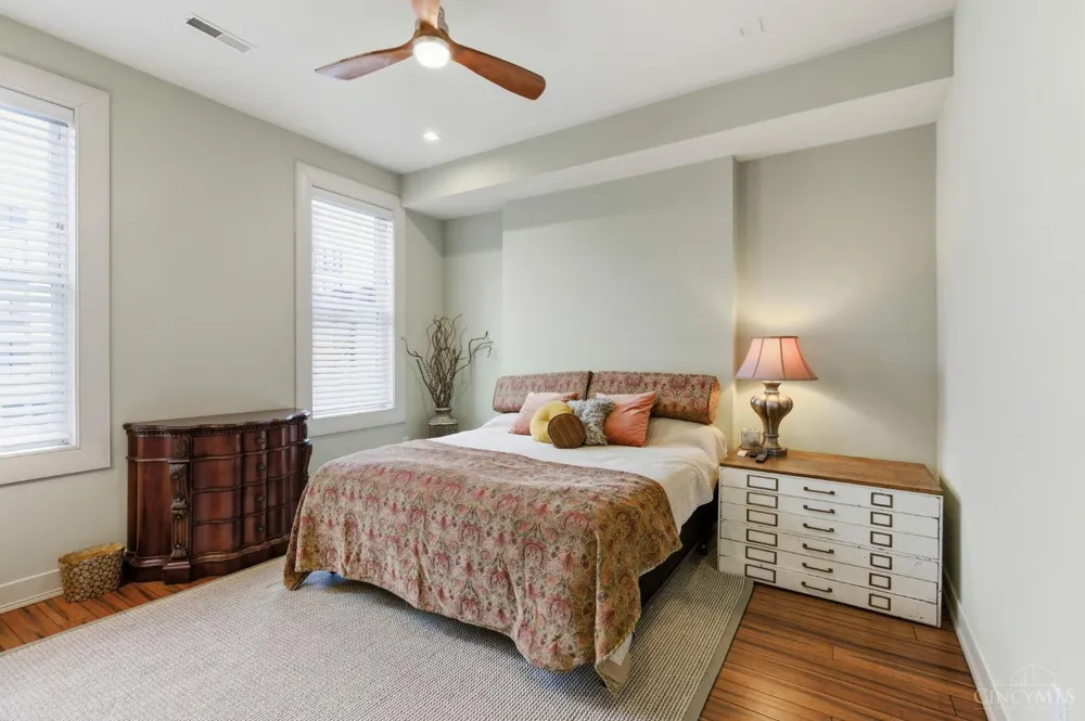 207 Kemp Alley Cincinnati, OH 45202