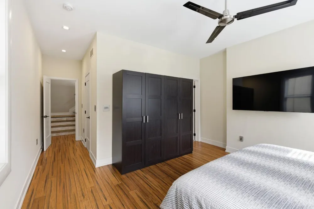 206 Wade Street Cincinnati, OH 45202