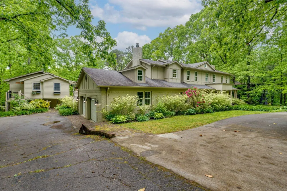 6301 Forest Park Drive Signal Mountain, TN 37377