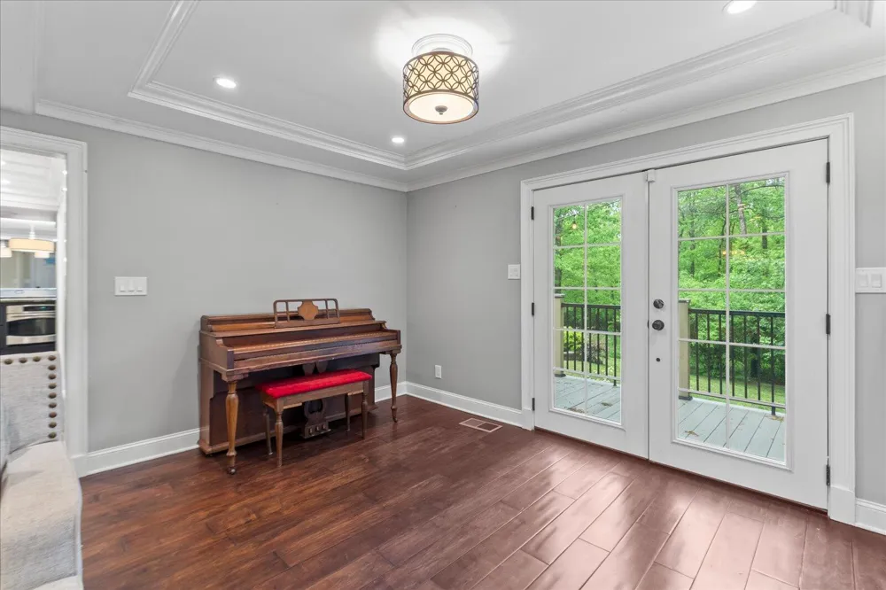 6301 Forest Park Drive Signal Mountain, TN 37377