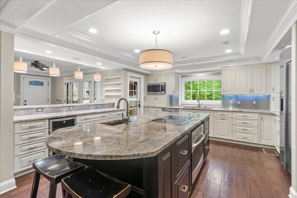 6301 Forest Park Drive Signal Mountain, TN 37377