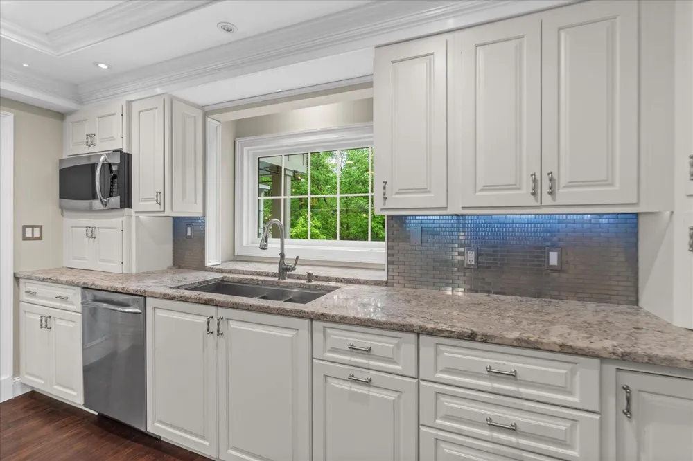 6301 Forest Park Drive Signal Mountain, TN 37377