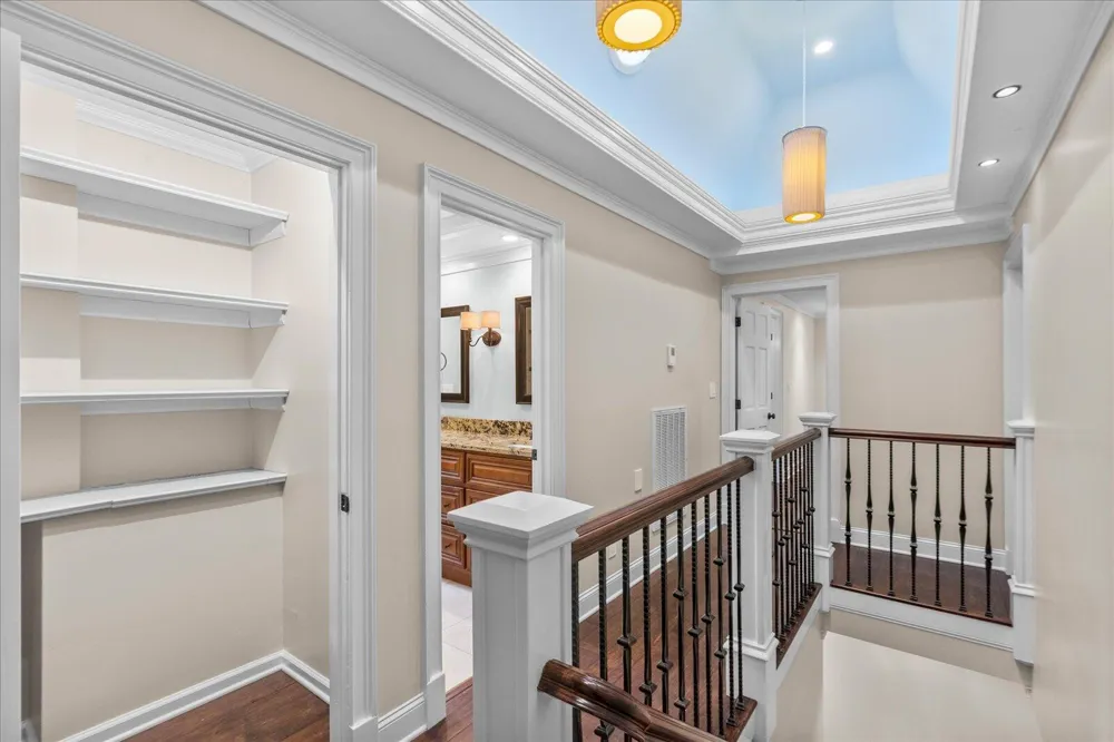 6301 Forest Park Drive Signal Mountain, TN 37377