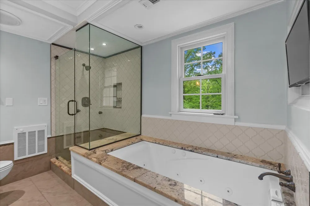 6301 Forest Park Drive Signal Mountain, TN 37377