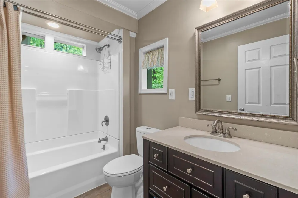 6301 Forest Park Drive Signal Mountain, TN 37377