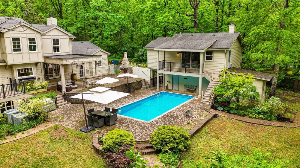 6301 Forest Park Drive Signal Mountain, TN 37377