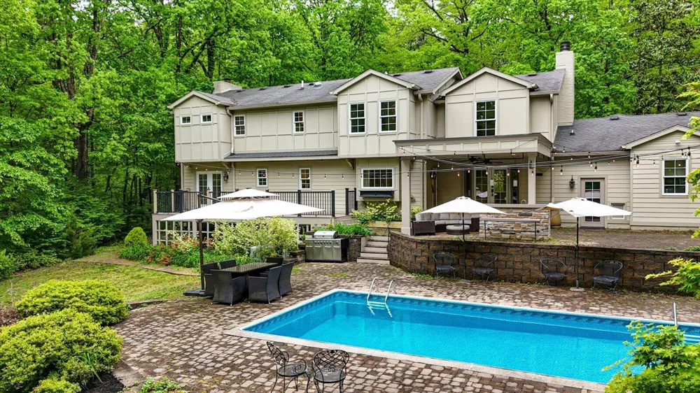 6301 Forest Park Drive Signal Mountain, TN 37377