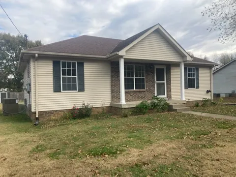 219 Tobacco Rd
