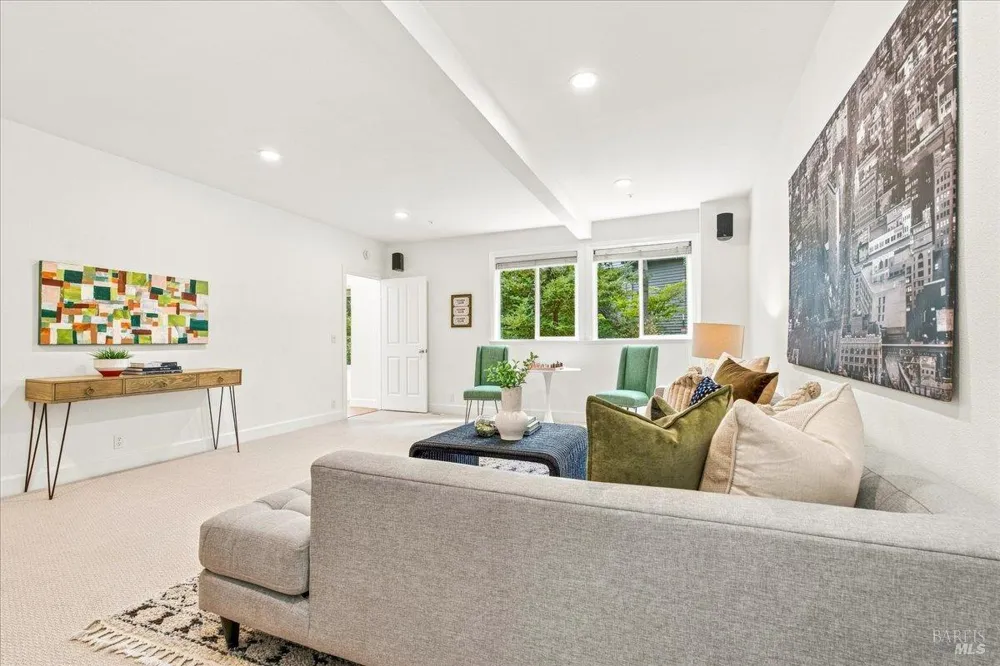 61 Terrace Avenue San Rafael, CA 94901