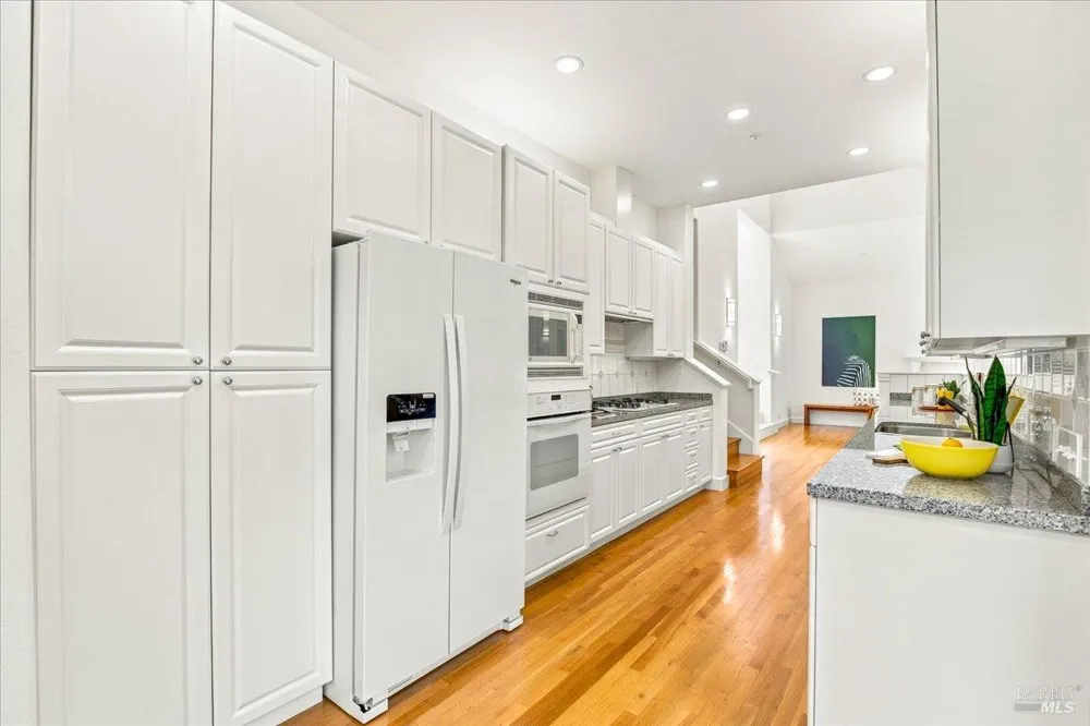 61 Terrace Avenue San Rafael, CA 94901
