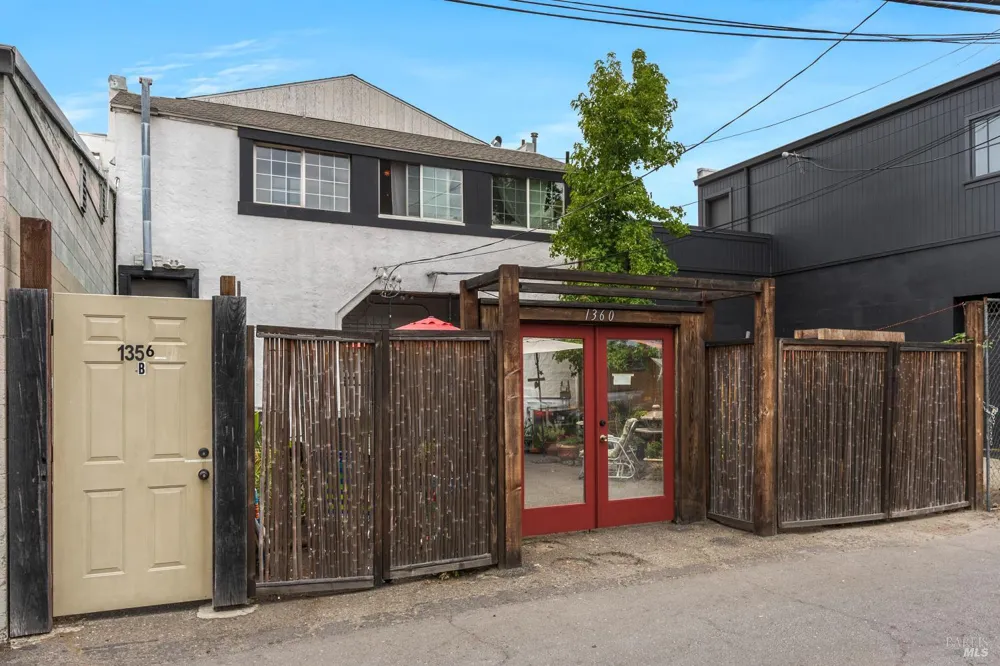 1358 Lincoln Avenue Calistoga, CA 94515