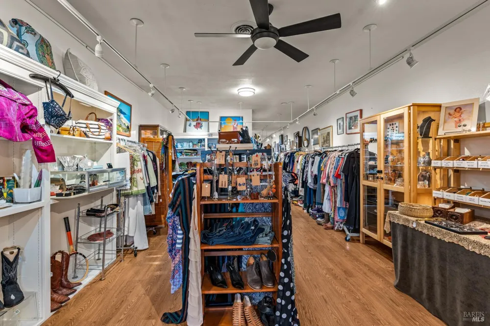 1358 Lincoln Avenue Calistoga, CA 94515