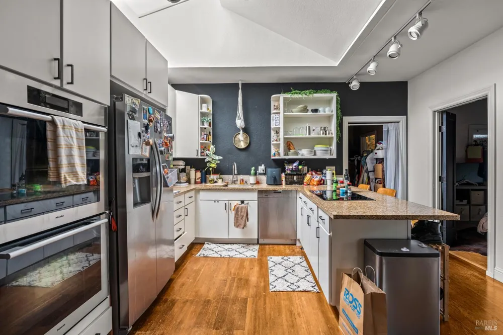 1358 Lincoln Avenue Calistoga, CA 94515