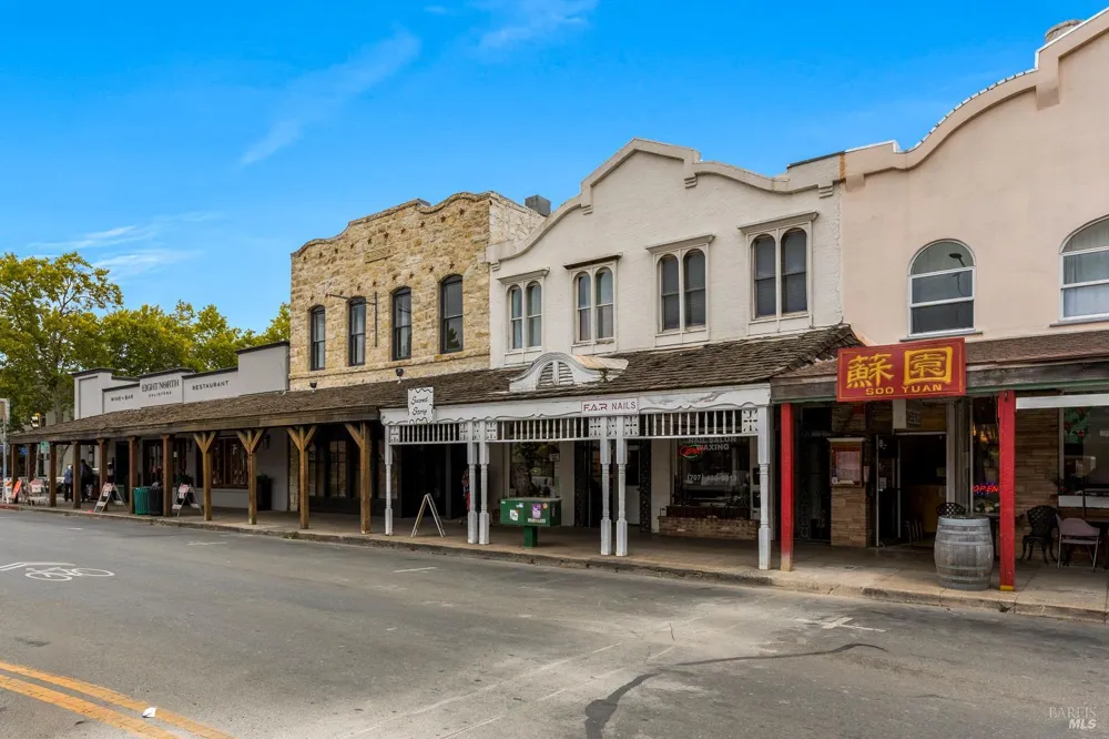 1358 Lincoln Avenue Calistoga, CA 94515