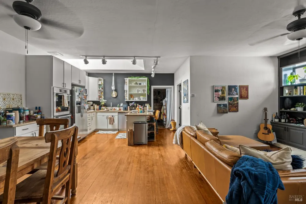 1358 Lincoln Avenue Calistoga, CA 94515