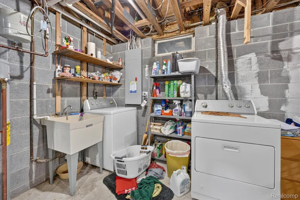 5001 Mohawk Avenue Independence Charter Township, MI 48348