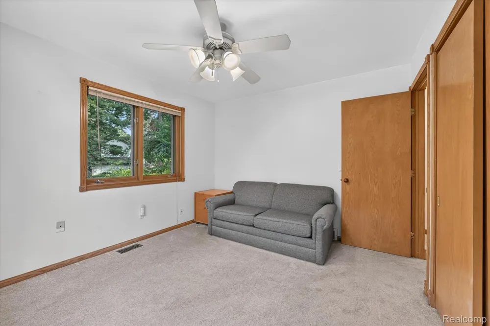 5001 Mohawk Avenue Independence Charter Township, MI 48348