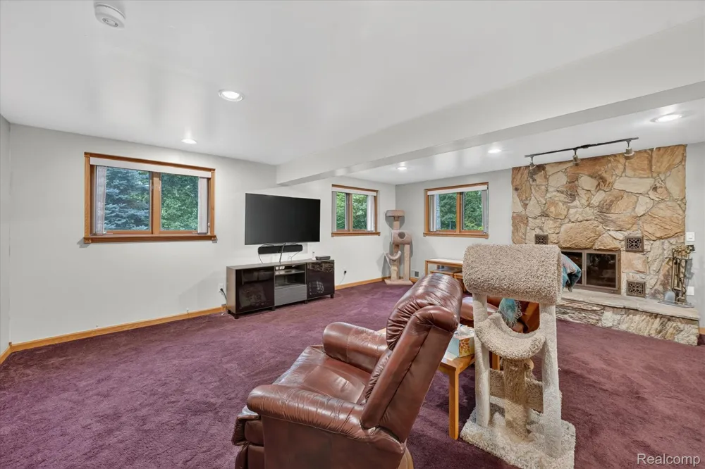 5001 Mohawk Avenue Independence Charter Township, MI 48348