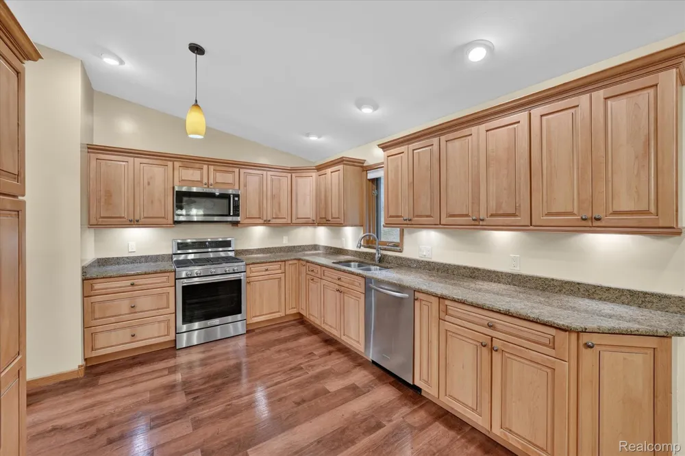 5001 Mohawk Avenue Independence Charter Township, MI 48348