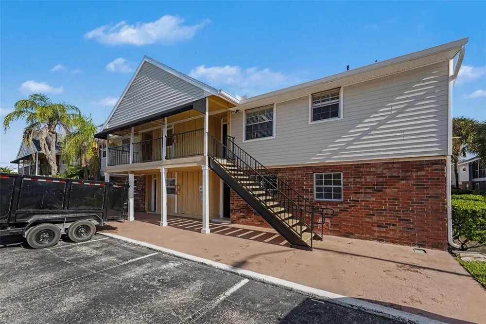 200 COUNTRYCLUB DRIVE #1205 Largo, FL 33771