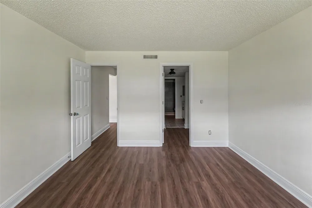 200 COUNTRYCLUB DRIVE #1205 Largo, FL 33771