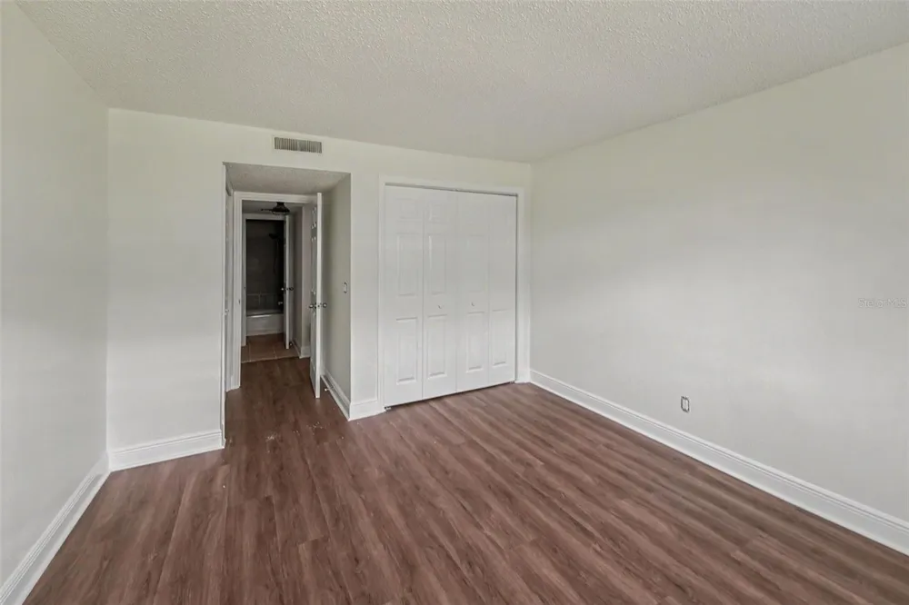 200 COUNTRYCLUB DRIVE #1205 Largo, FL 33771