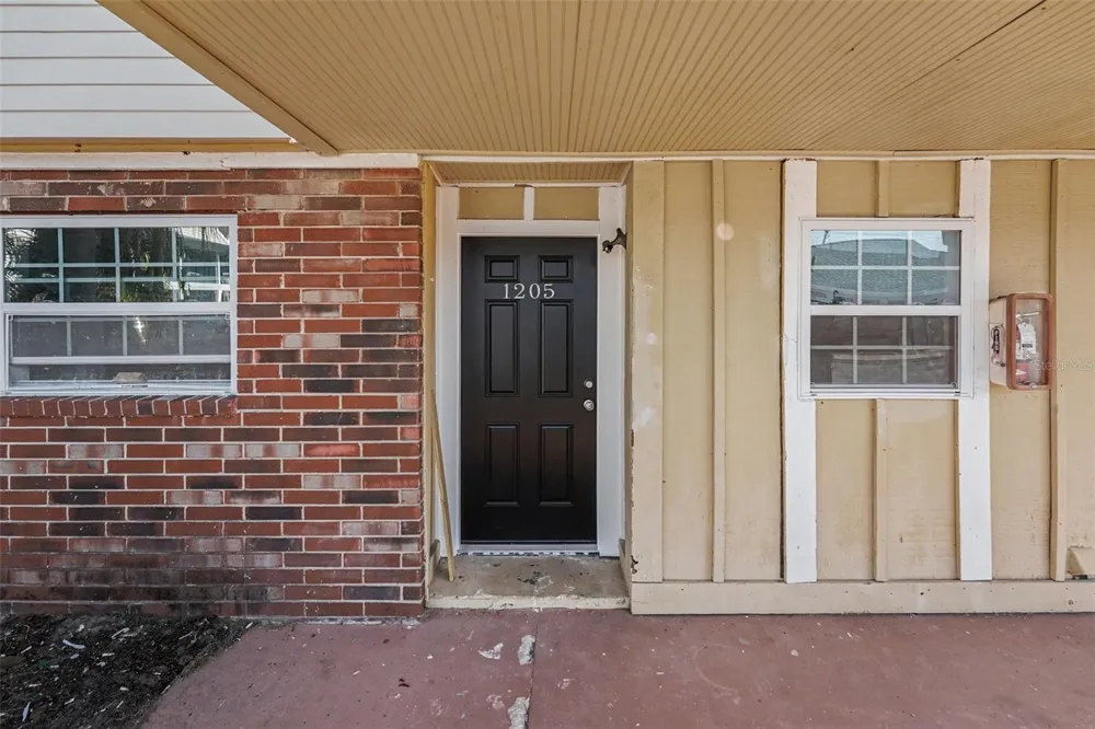 200 COUNTRYCLUB DRIVE #1205 Largo, FL 33771