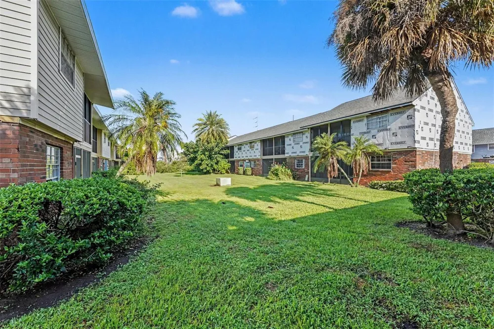 200 COUNTRYCLUB DRIVE #1205 Largo, FL 33771