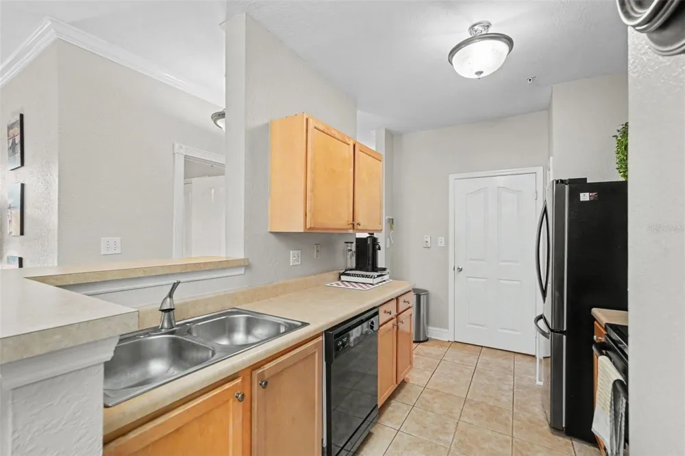 5000 CULBREATH KEY WAY #4-101 Tampa, FL 33611