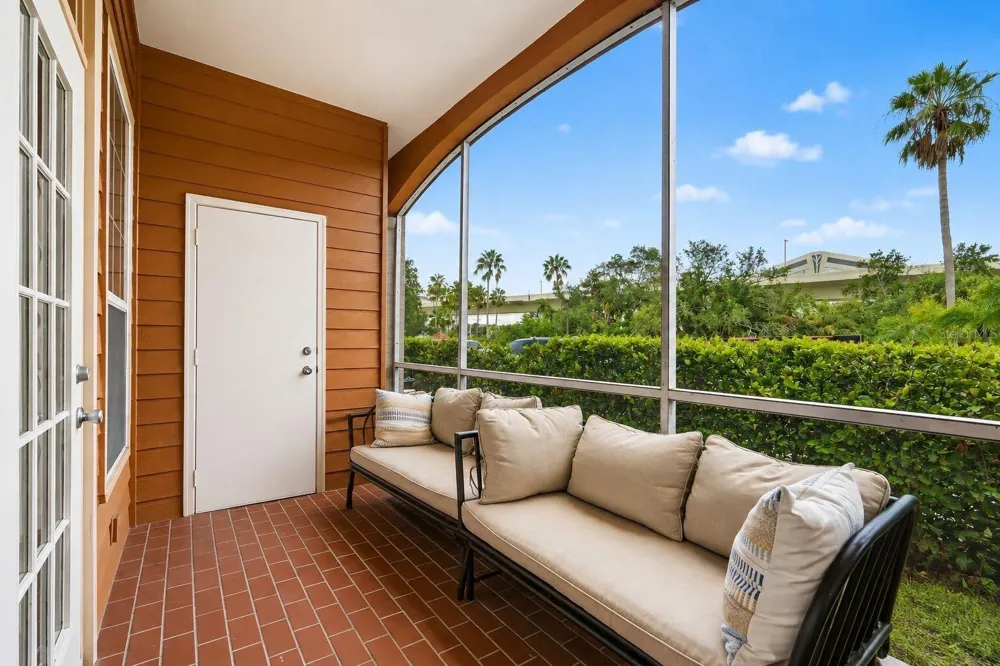 5000 CULBREATH KEY WAY #4-101 Tampa, FL 33611