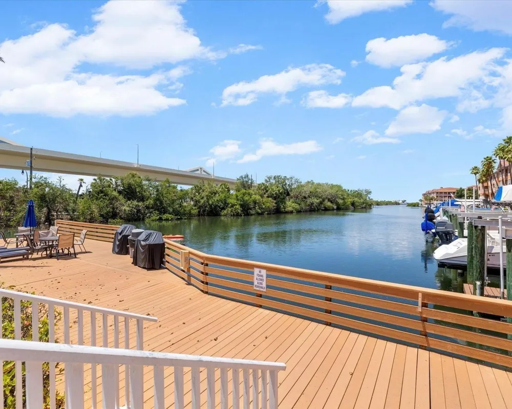 5000 CULBREATH KEY WAY #4-101 Tampa, FL 33611